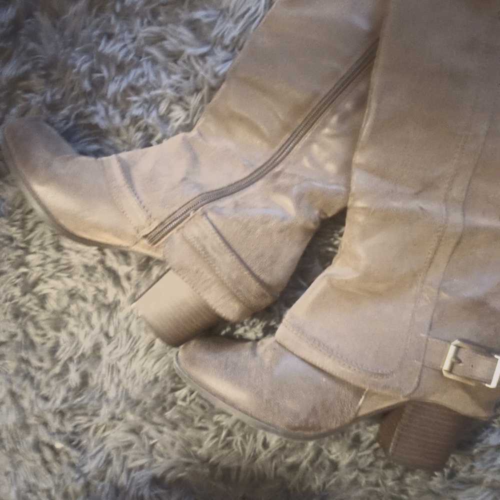 Fergalicious Boots by Fergie